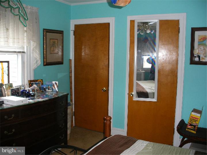 7234 Hilltop Road Upper Darby, PA 19082 - Photo 17 of 24 Master Bedroom