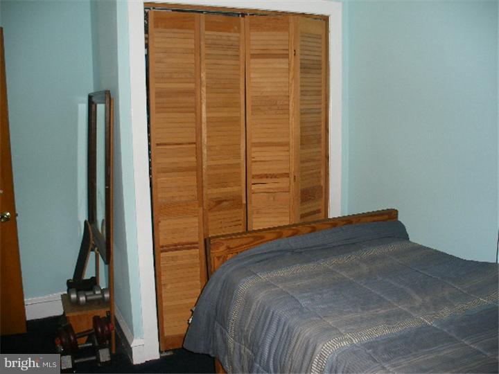 7234 Hilltop Road Upper Darby, PA 19082 - Photo 21 of 24 Bedroom 3