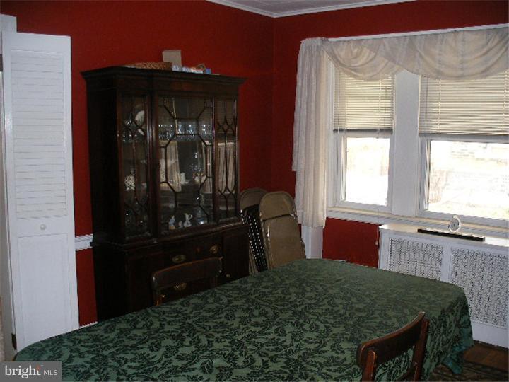 7234 Hilltop Road Upper Darby, PA 19082 - Photo 7 of 24 Dining Room