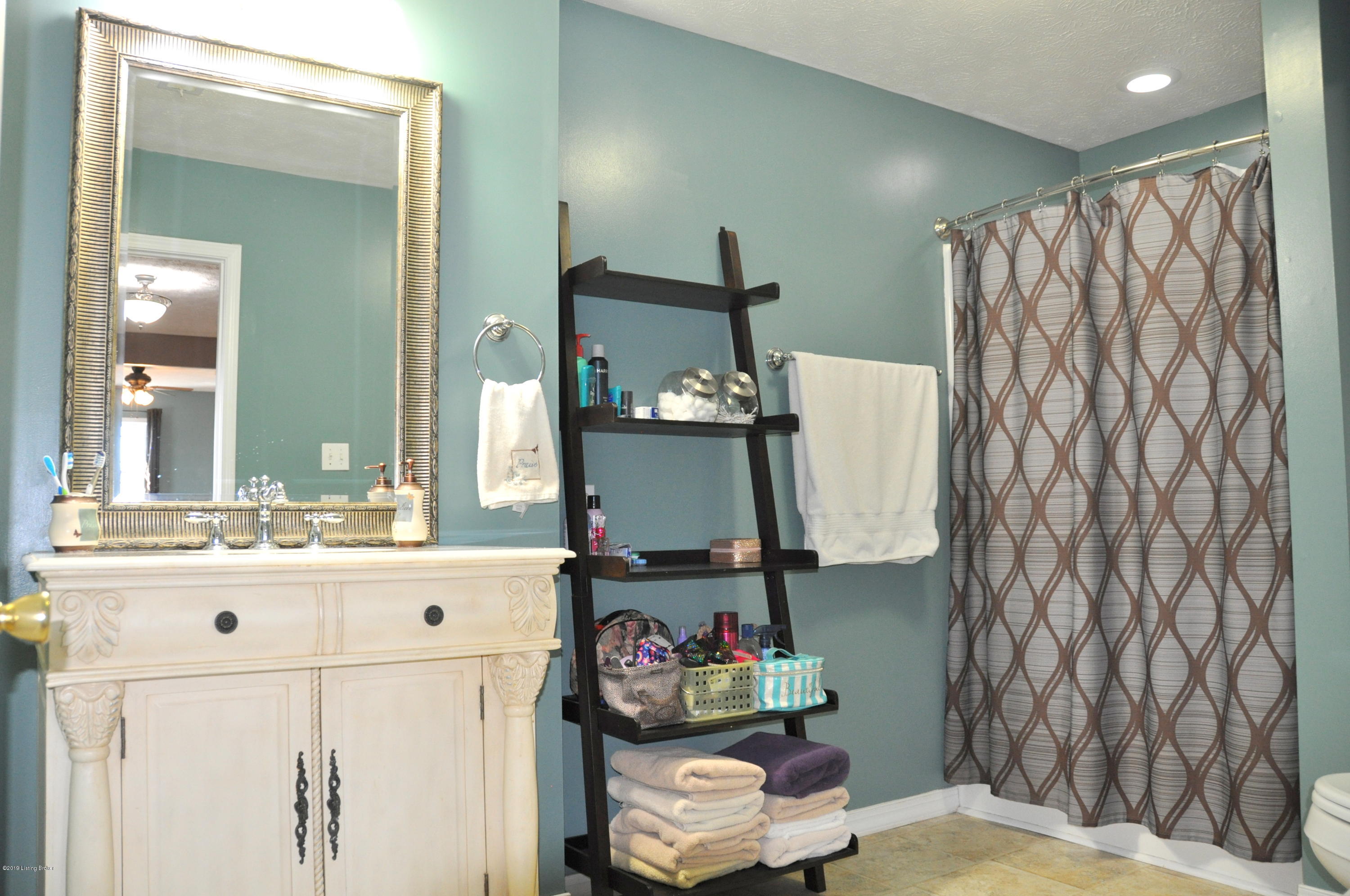 5286 Bethlehem Road Pleasureville, KY 40057 - Photo 27 of 35 DSC_0657