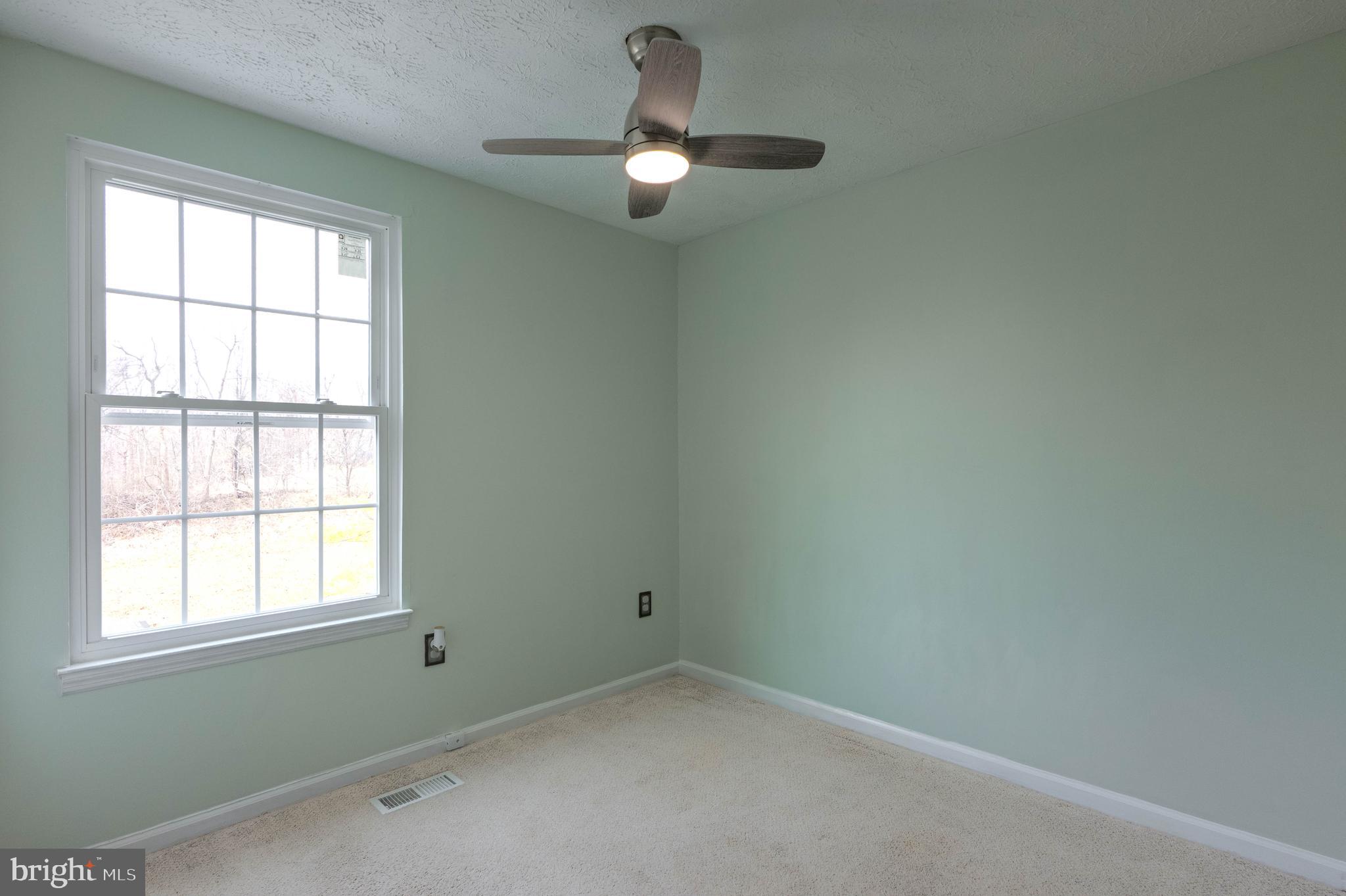 27 Cavan Green Nottingham, MD 21236 - Photo 18 of 31 an empty room with a window