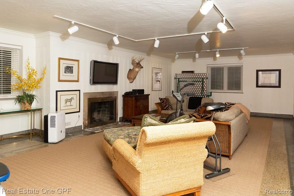 97 Vendome Road Grosse Pointe, MI 48236 - Photo 42 of 62 97VendomeRd-38.jpg