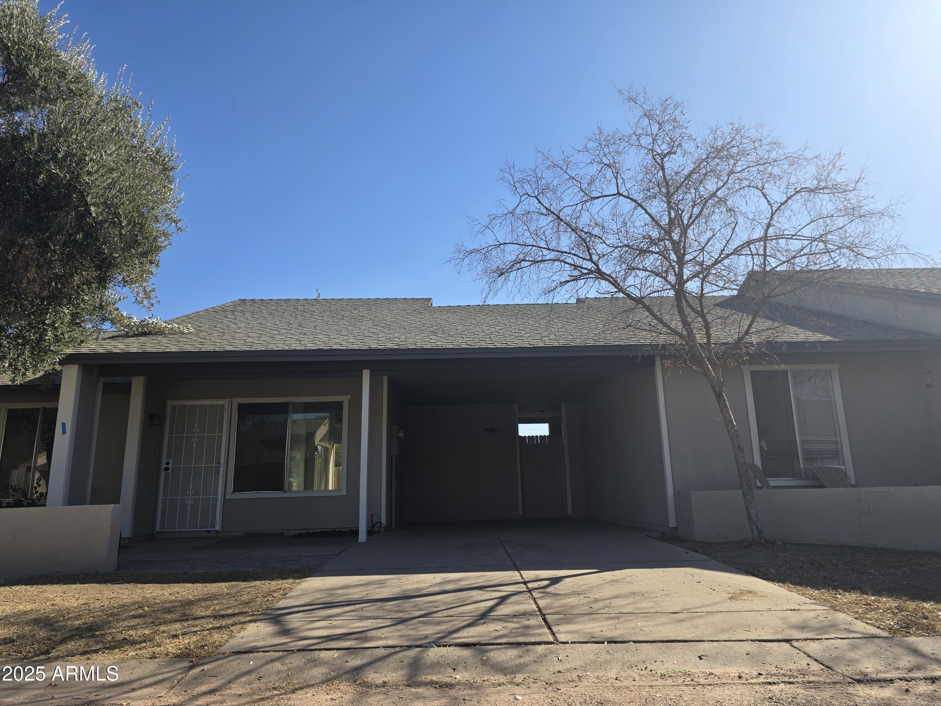 4409 East Darrel Road Phoenix, AZ 85042 - Photo 1 of 22 20250120_140858