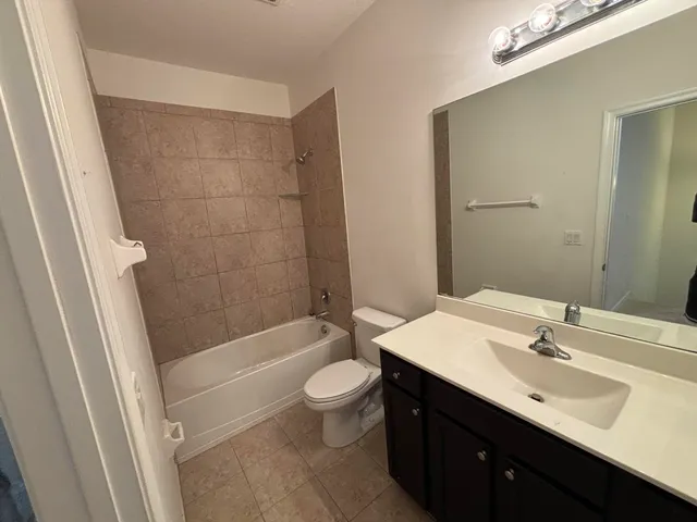 $2,700 | 4323 BRAXTON Avenue, West Palm Beach, FL 33417