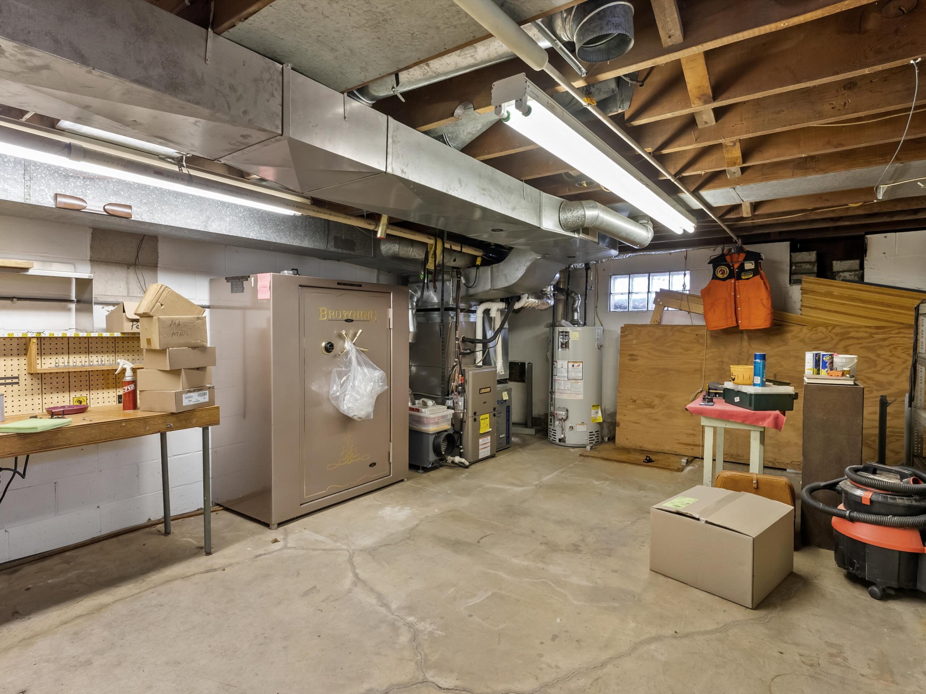 6424 Newton Road Newton, WI 53063 - Photo 14 of 21 Lower