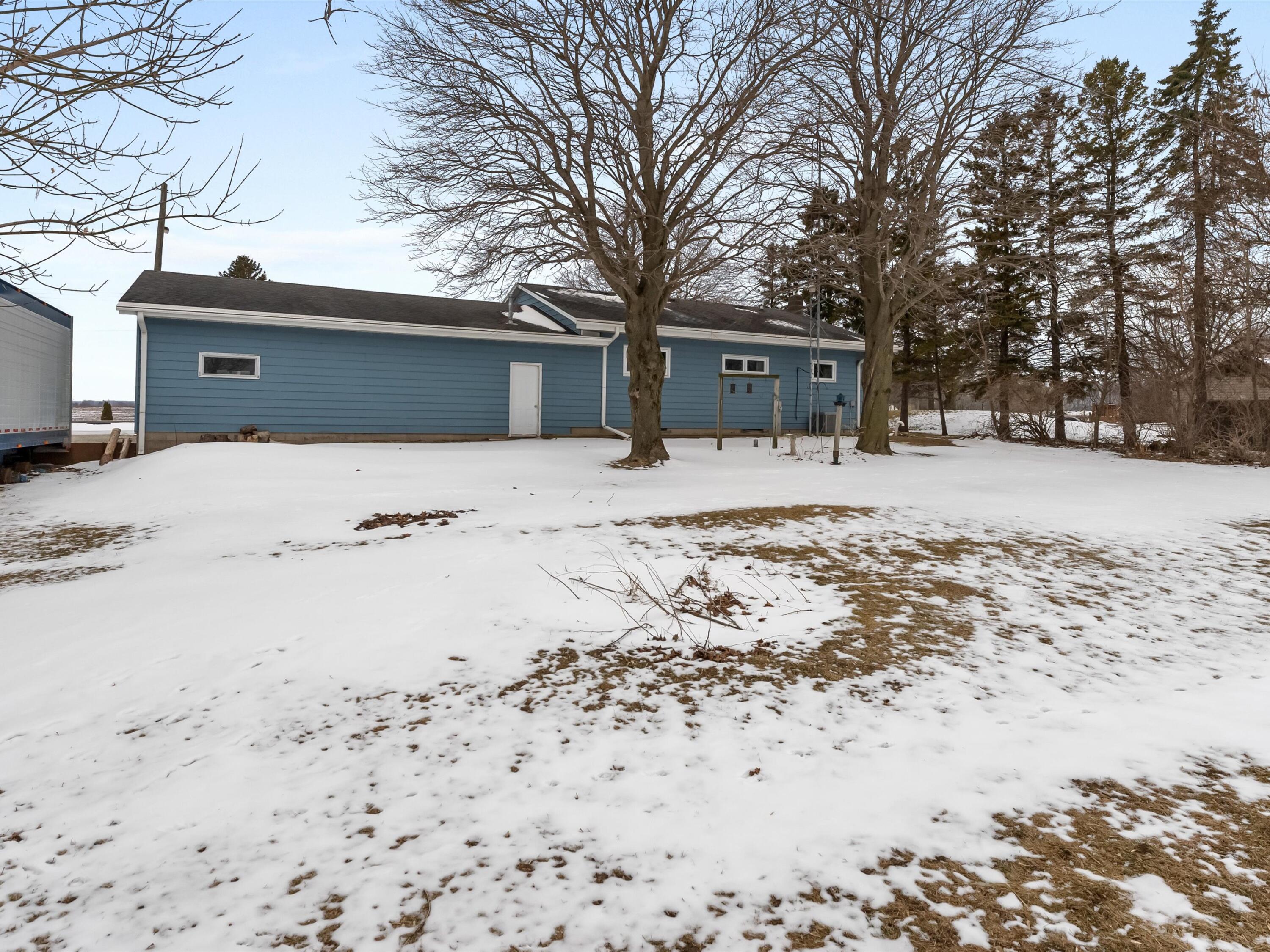 6424 Newton Road Newton, WI 53063 - Photo 17 of 21 Yard