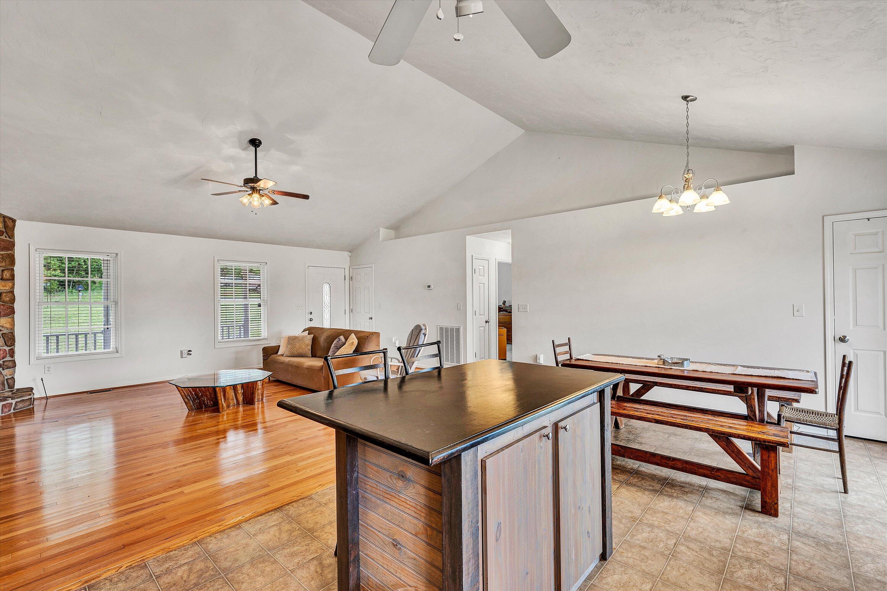 1203 Blankenship Road Goodview, VA 24095 - Photo 18 of 47 18-SGP-07918