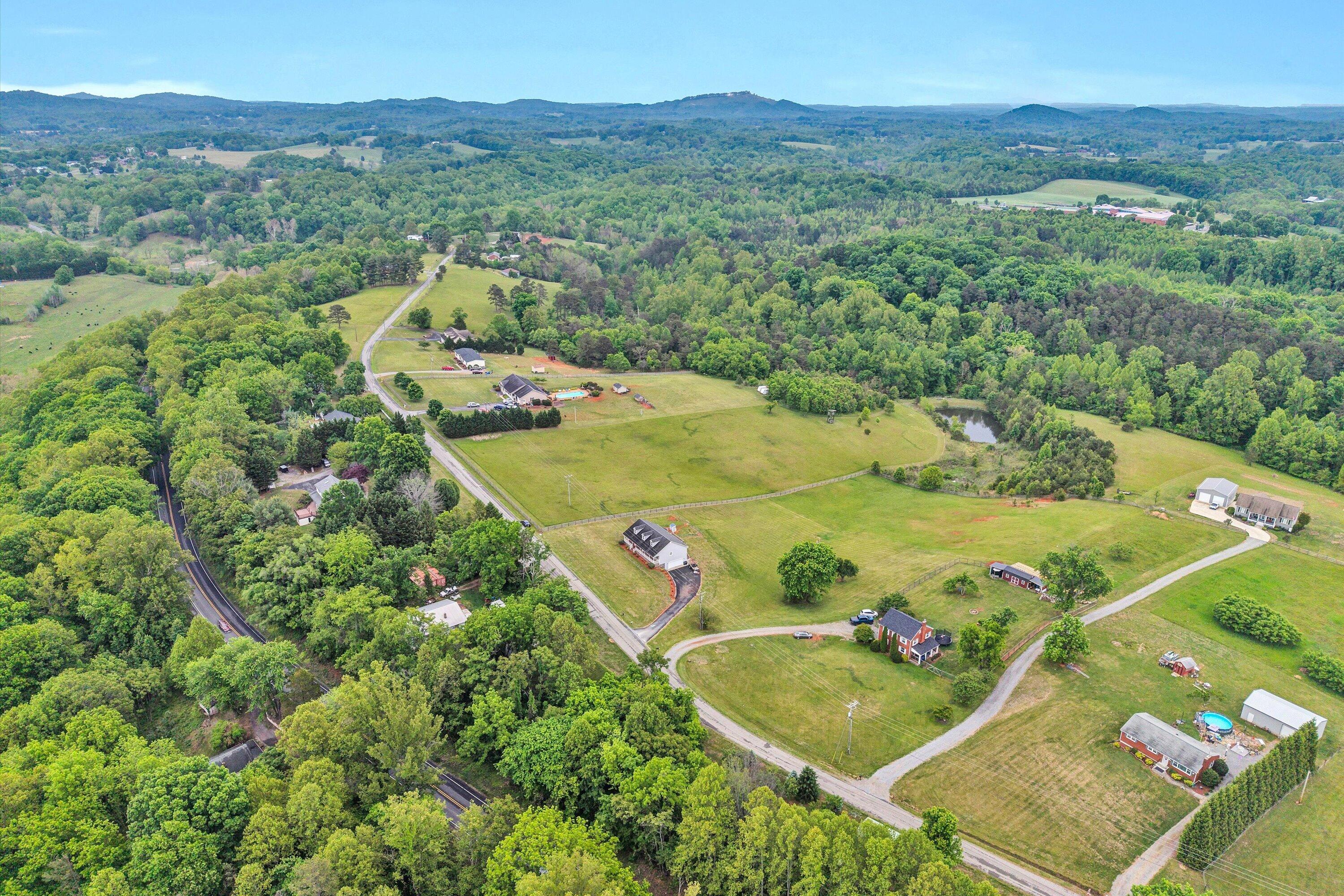 1203 Blankenship Road Goodview, VA 24095 - Photo 6 of 47 05-SGP-0010