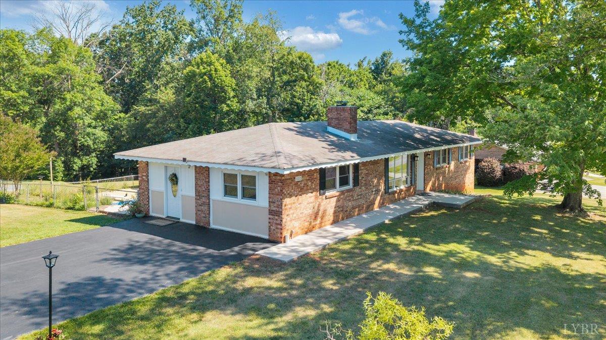 121 Ridgeview Road Hurt, VA 24563 - Photo 1 of 74