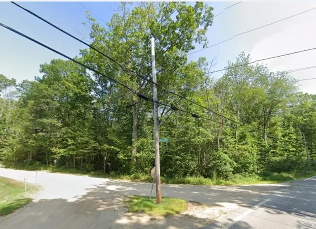 $44,900 | 152 South Summer Street, Nottingham, NH 03290