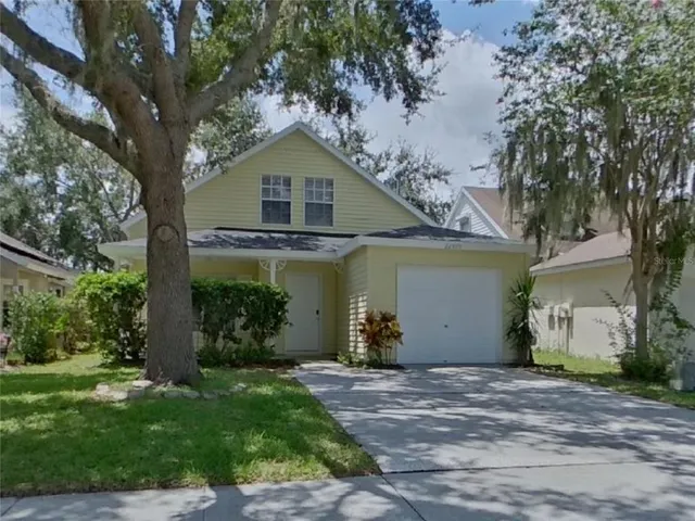 front view of house with a yard