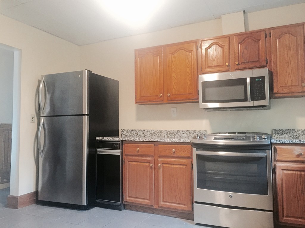52 County Road Chelsea, MA 02150 - Photo 8 of 21