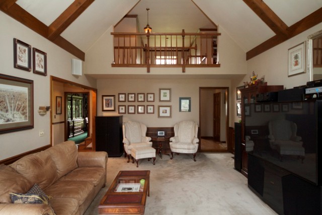 702 South Tower Road Carbondale, IL 62901 - Photo 4 of 34 Gallery Image 4