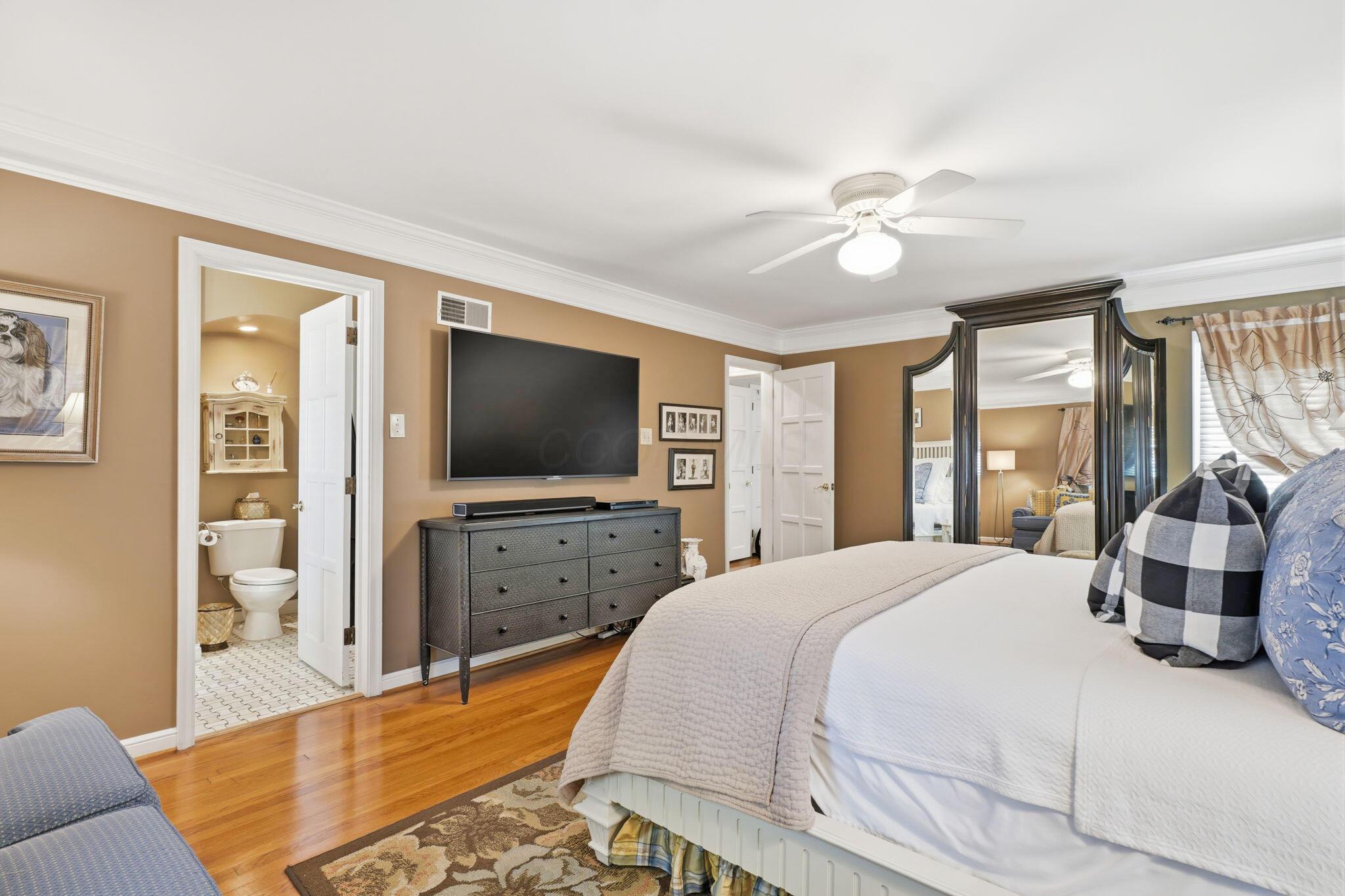 227 South Chesterfield Road Columbus, OH 43209 - Photo 29 of 77 Bedroom 1