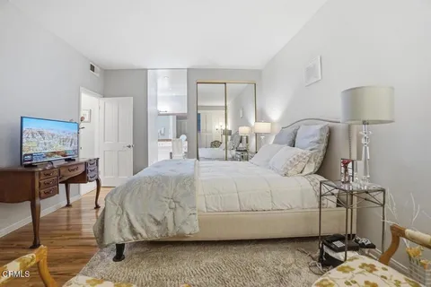 $999,000 | 10327 Missouri Avenue, Unit 102, Los Angeles, CA 90025
