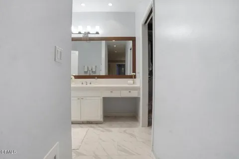 $999,000 | 10327 Missouri Avenue, Unit 102, Los Angeles, CA 90025