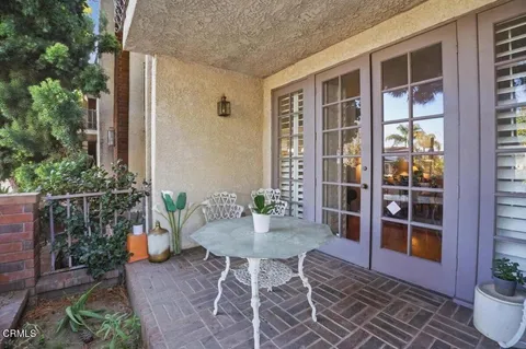 $999,000 | 10327 Missouri Avenue, Unit 102, Los Angeles, CA 90025