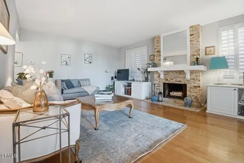 $999,000 | 10327 Missouri Avenue, Unit 102, Los Angeles, CA 90025
