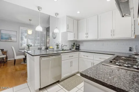 $999,000 | 10327 Missouri Avenue, Unit 102, Los Angeles, CA 90025