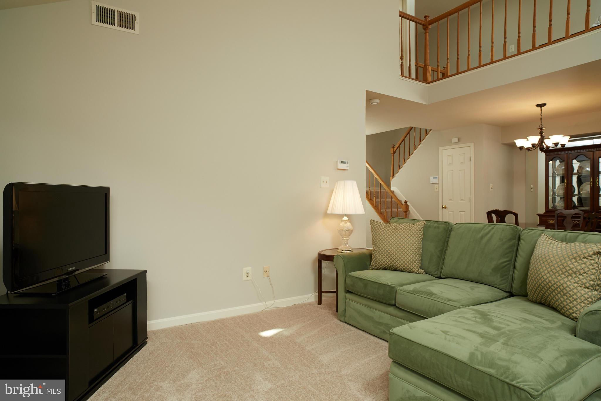 2225 Lovedale Lane, Unit 311A Reston, VA 20191 - Photo 26 of 29 Living Room