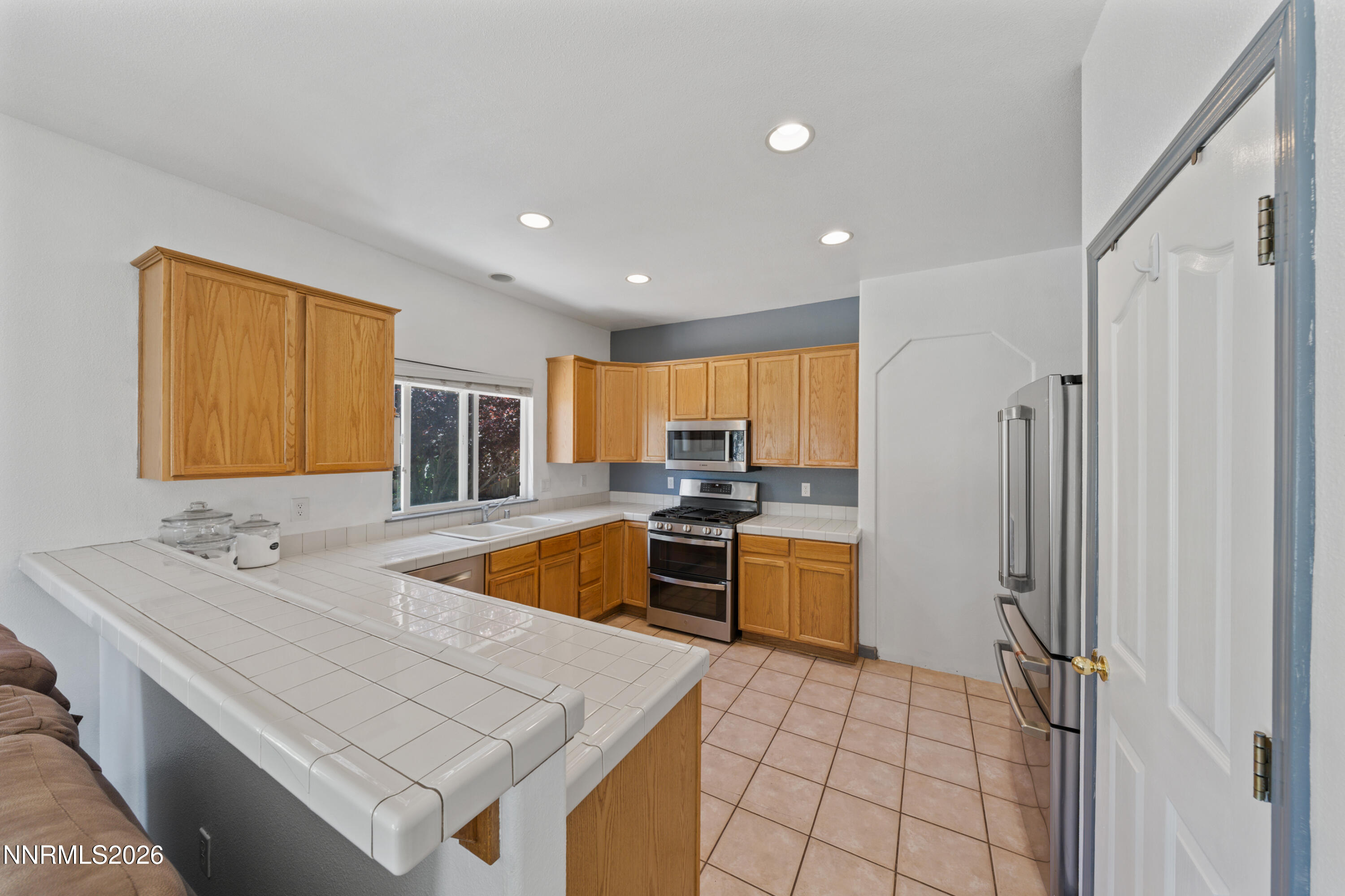 9640 Silver Desert Way Reno, NV 89506 - Photo 27 of 70 A7V02120