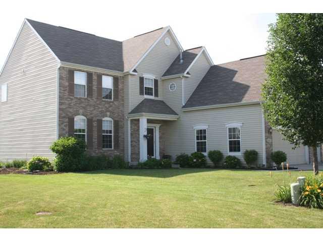 6572 Hunters Ridge South Zionsville, IN 46077 - Photo 1 of 12 Gallery Image 1