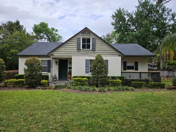 $3,200 | 2009 East Washington Street, Orlando, FL 32803