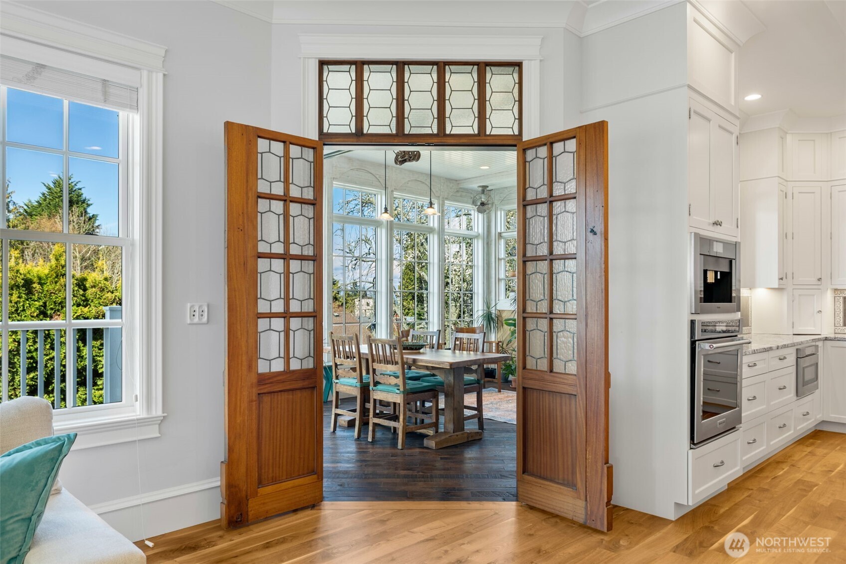 3723 41st Avenue Southwest Seattle, WA 98116 - Photo 4 of 40 a view of a livingroom with furniture and front door