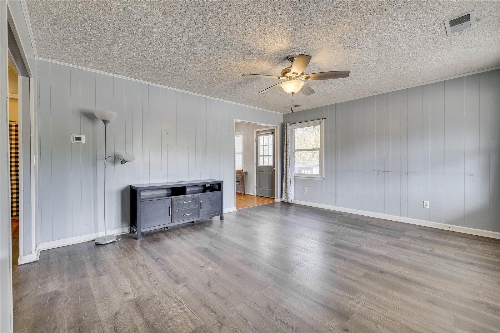 3963 Reynolds Road Blackville, SC 29817 - Photo 5 of 31 06-106