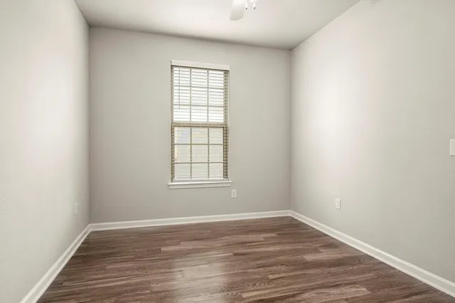 $1,704 | 30685 Fm 2978, Unit C1, Magnolia, TX 77354