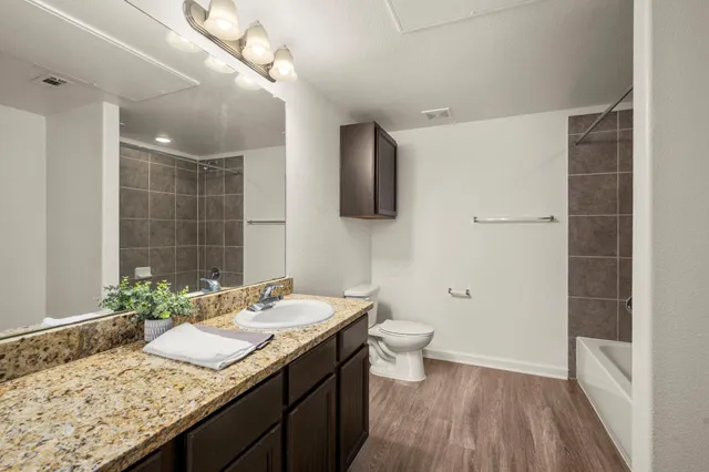 $1,704 | 30685 Fm 2978, Unit C1, Magnolia, TX 77354