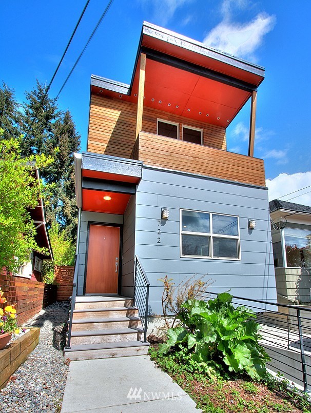 722 North 84th Street Seattle, WA 98103 - Photo 1 of 15 Gallery Image 1