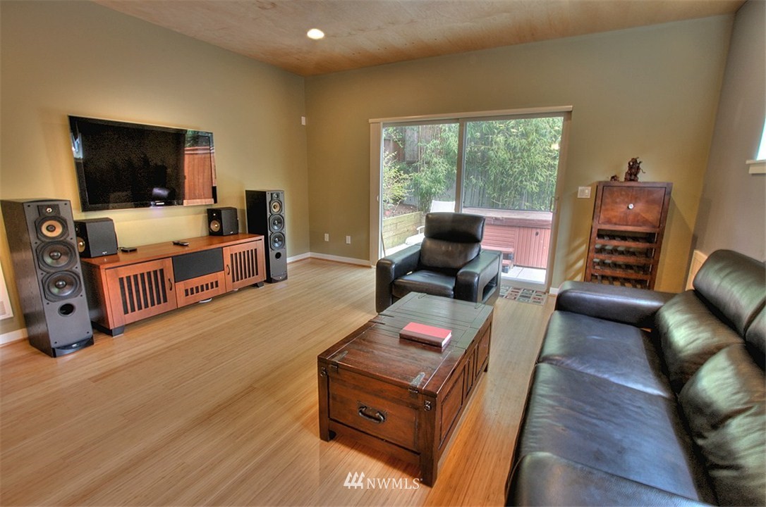 722 North 84th Street Seattle, WA 98103 - Photo 10 of 15 Gallery Image 10