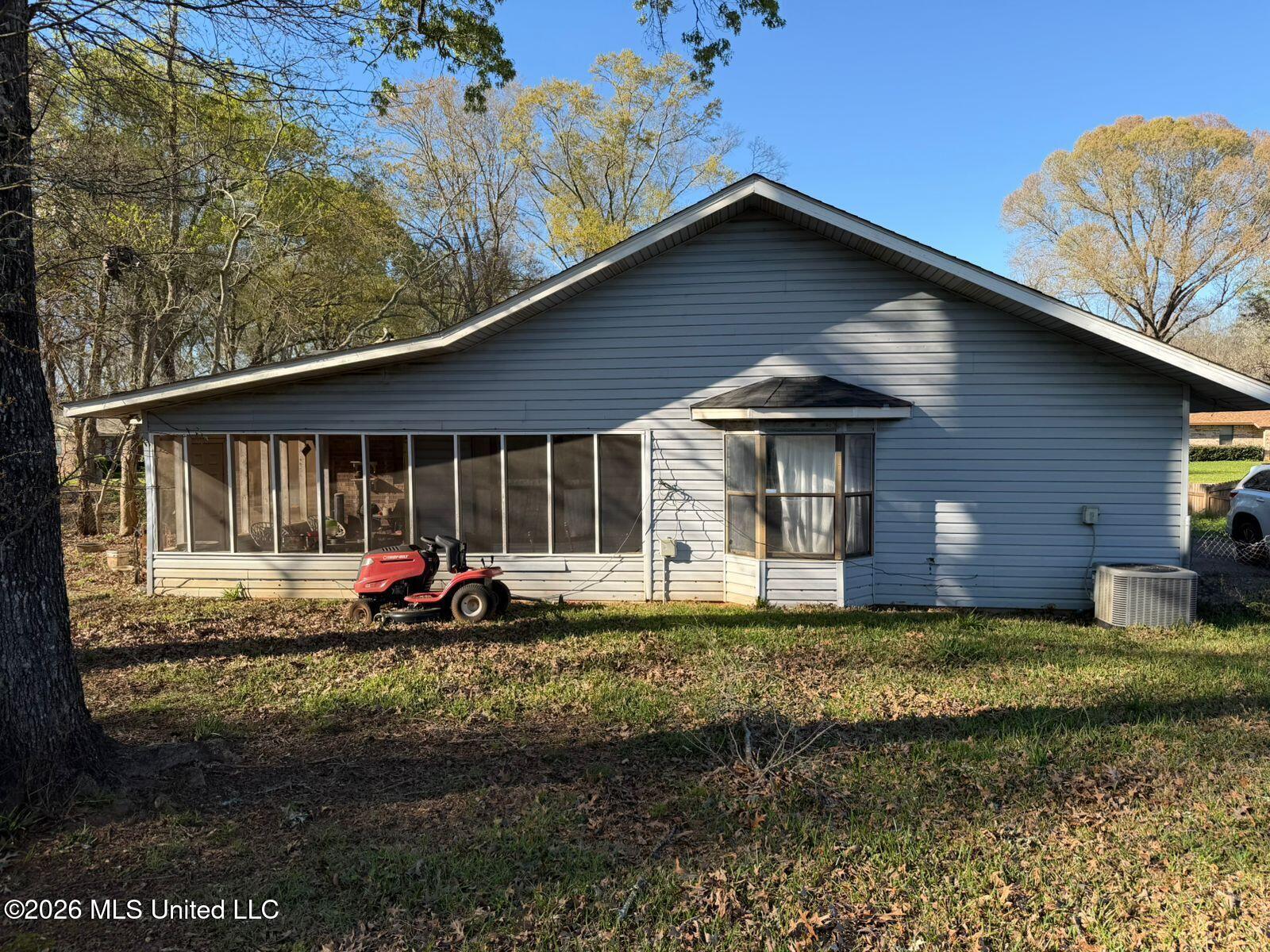 125 Tara Lane Lucedale, MS 39452 - Photo 6 of 19 WhatsApp Image 2026-03-18 at 1.23.08 PM
