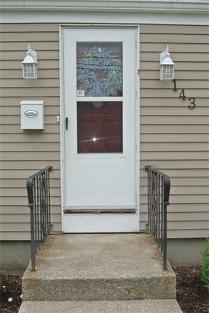 143 Rinaldo Road Weymouth, MA 02191 - Photo 4 of 28