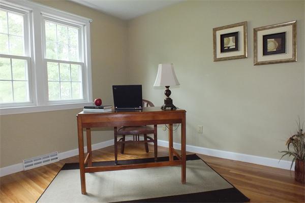 65 Amble Road Chelmsford, MA 01824 - Photo 12 of 20 Gallery Image 12