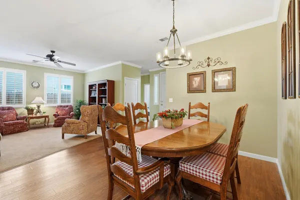 $579,900 | 1631 Kamm Avenue, Kingsburg, CA 93631