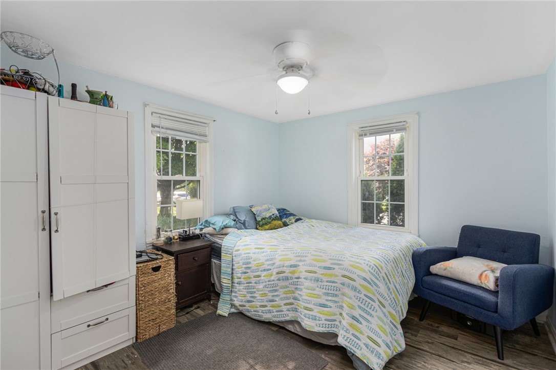 100 Penguin Avenue Warwick, RI 02818 - Photo 20 of 42