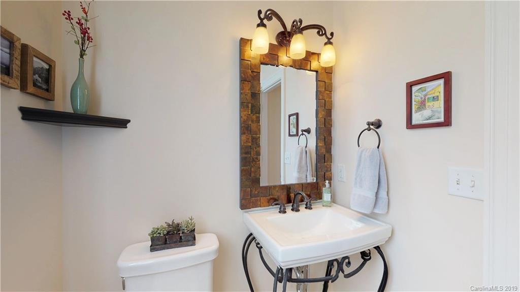 785 Roberts Branch Road Marshall, NC 28753 - Photo 16 of 44 Gallery Image 16