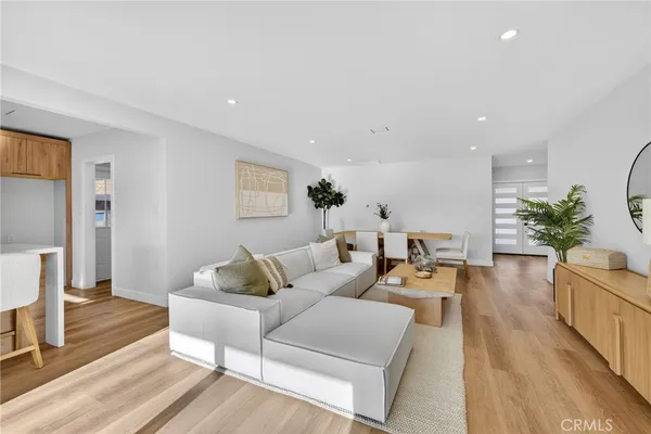 $1,695,000 | 15529 Cornuta Avenue, Bellflower, CA 90706