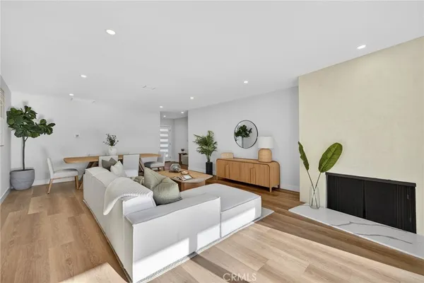 $1,695,000 | 15529 Cornuta Avenue, Bellflower, CA 90706