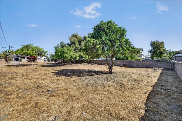 $1,695,000 | 15529 Cornuta Avenue, Bellflower, CA 90706