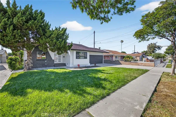 $1,695,000 | 15529 Cornuta Avenue, Bellflower, CA 90706