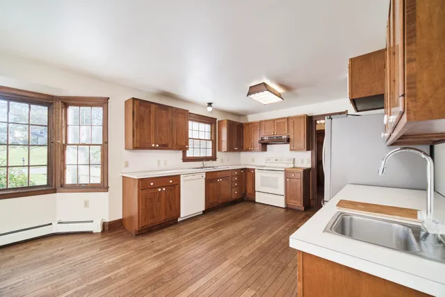 $475,900 | 714 Harbor Drive, Manistee, MI 49660