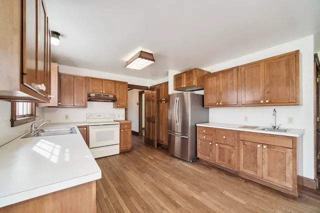 $475,900 | 714 Harbor Drive, Manistee, MI 49660