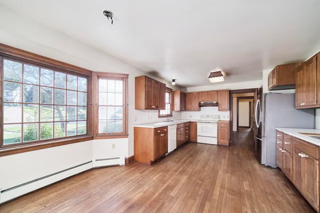 $475,900 | 714 Harbor Drive, Manistee, MI 49660