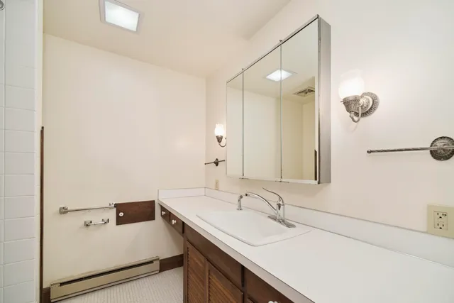 $475,900 | 714 Harbor Drive, Manistee, MI 49660