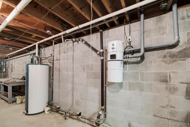 $475,900 | 714 Harbor Drive, Manistee, MI 49660