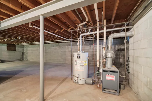 $475,900 | 714 Harbor Drive, Manistee, MI 49660