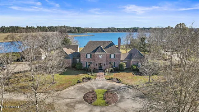 $1,449,900 | 106 Cove Lane, Madison, MS 39110